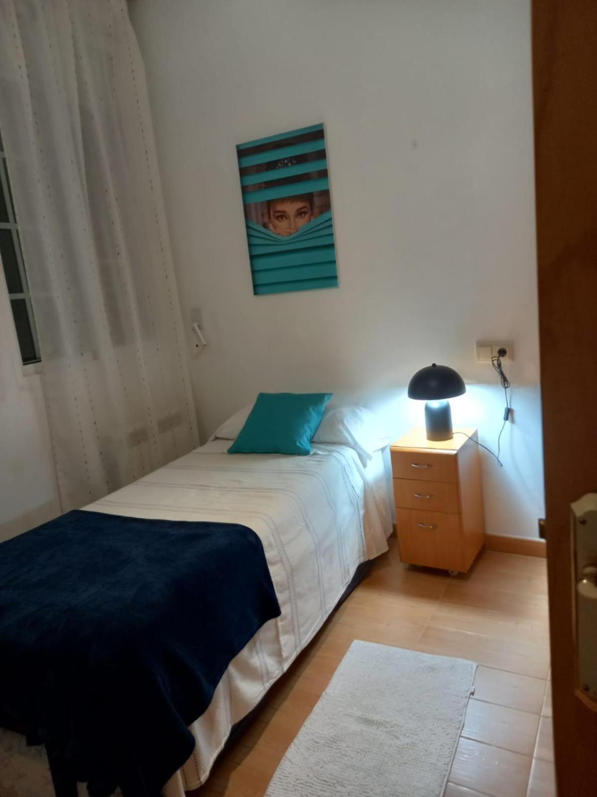 Apartamento Con Pequeno Jardin En El Centro แฟร์โรล ภายนอก รูปภาพ